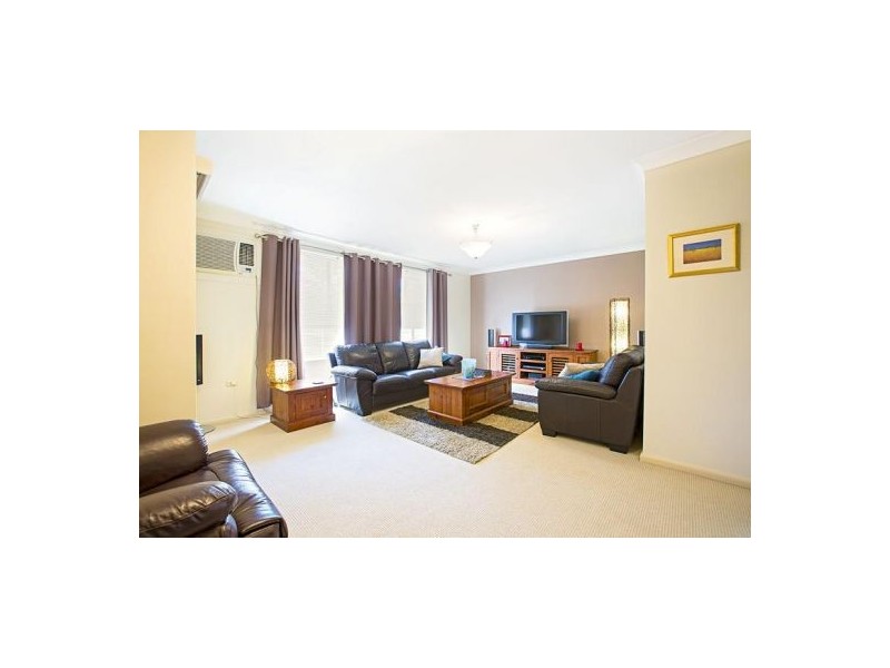 8 Sebastopol Road, Emu Heights NSW 2750