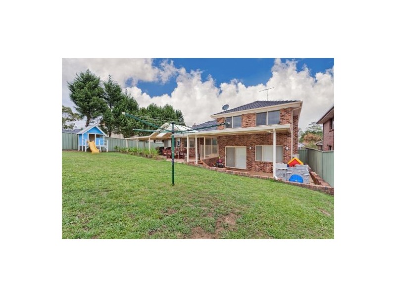 5 Devaney Avenue, Glenmore Park NSW 2745