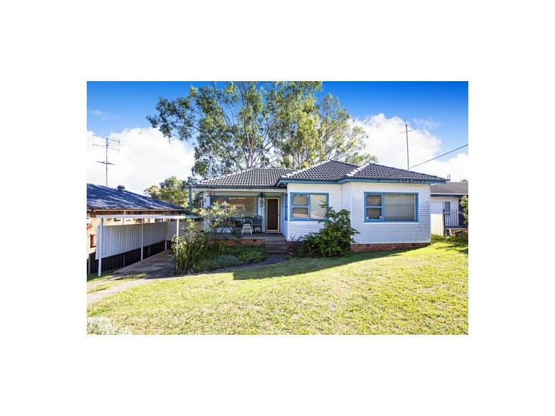 15 Hillcrest Avenue, Penrith NSW 2750