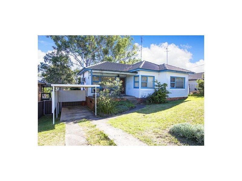 15 Hillcrest Avenue, Penrith NSW 2750