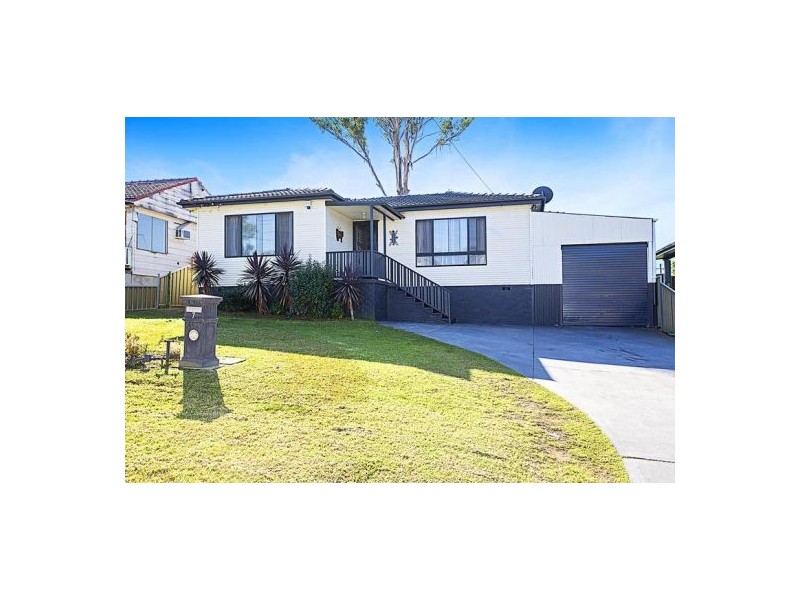 7 Dundee Street, Cambridge Park NSW 2747