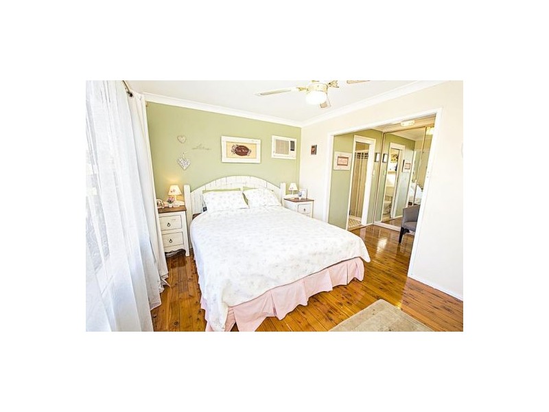 7 Dundee Street, Cambridge Park NSW 2747