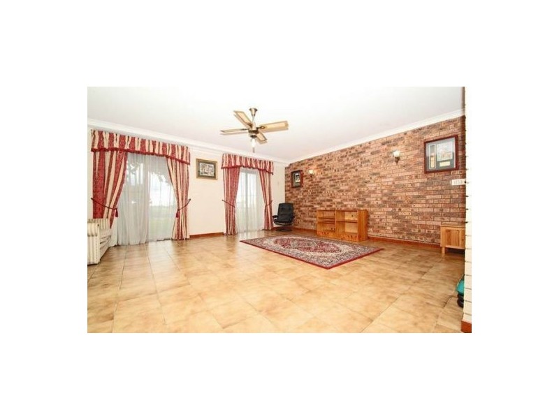 8 Grandis Place, Kingswood NSW 2747