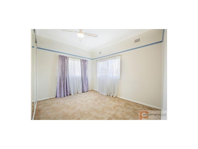 21 Gibbes Street, Regentville NSW 2745