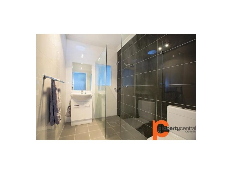 9 Dundee Street, Cambridge Park NSW 2747