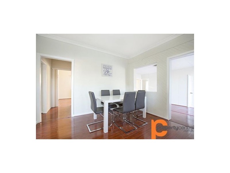 9 Dundee Street, Cambridge Park NSW 2747