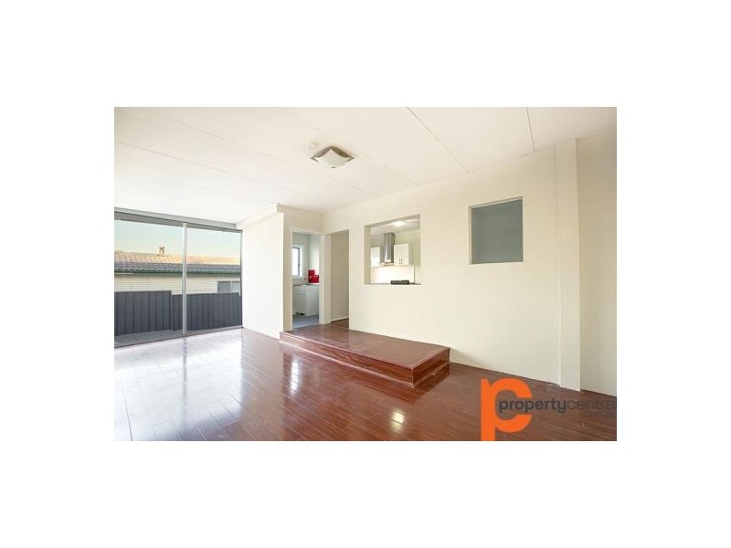 9 Dundee Street, Cambridge Park NSW 2747