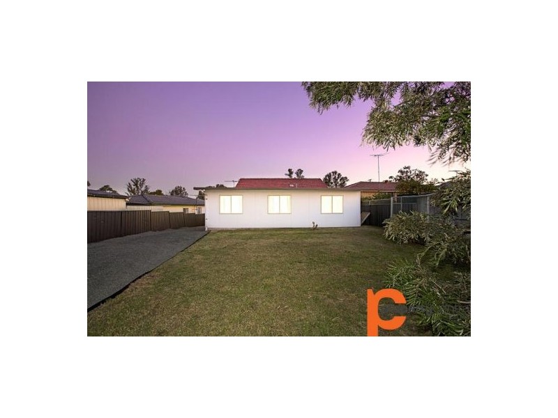 9 Dundee Street, Cambridge Park NSW 2747
