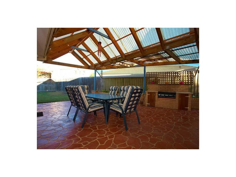 35 Ballybunnion Terrace, Glenmore Park NSW 2745