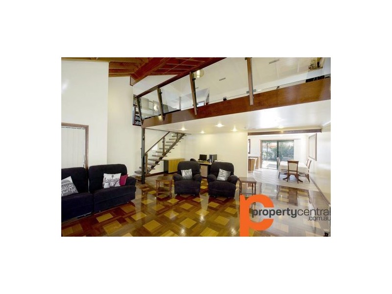 28 Falcon Crescent, Claremont Meadows NSW 2747