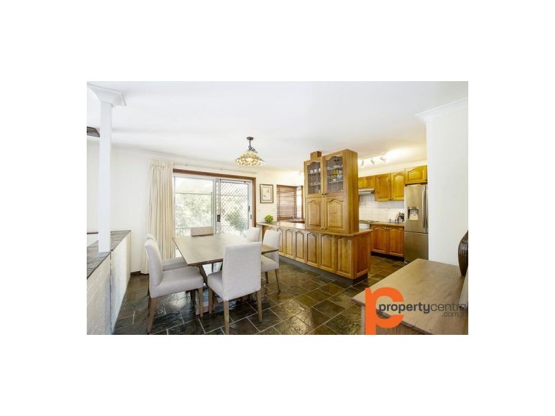 6 Pleasant Place, Leonay NSW 2750