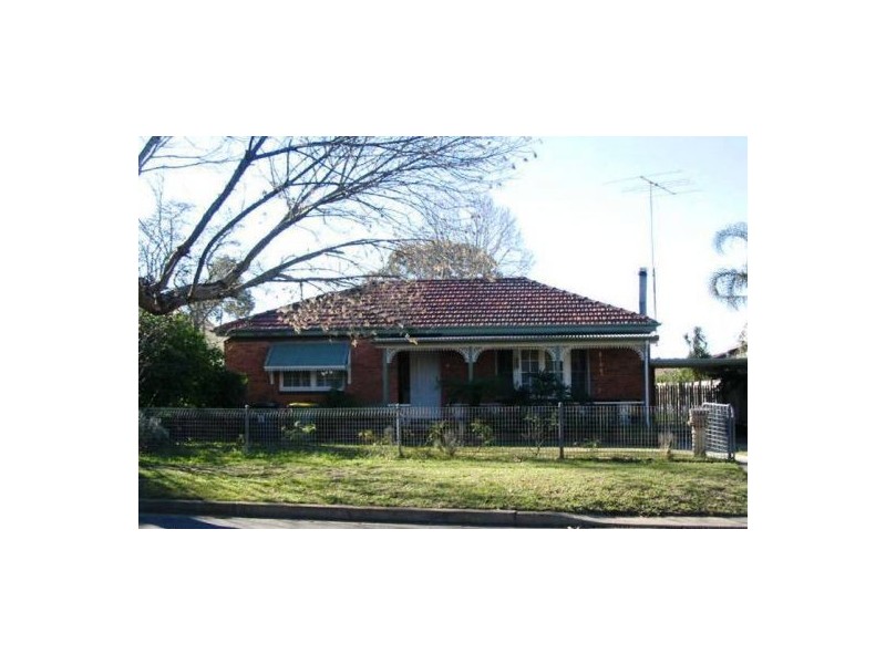 11 Anthony Crescent, Kingswood NSW 2747