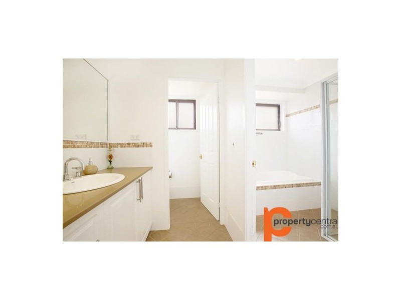4 Hawkins Avenue, Luddenham NSW 2745