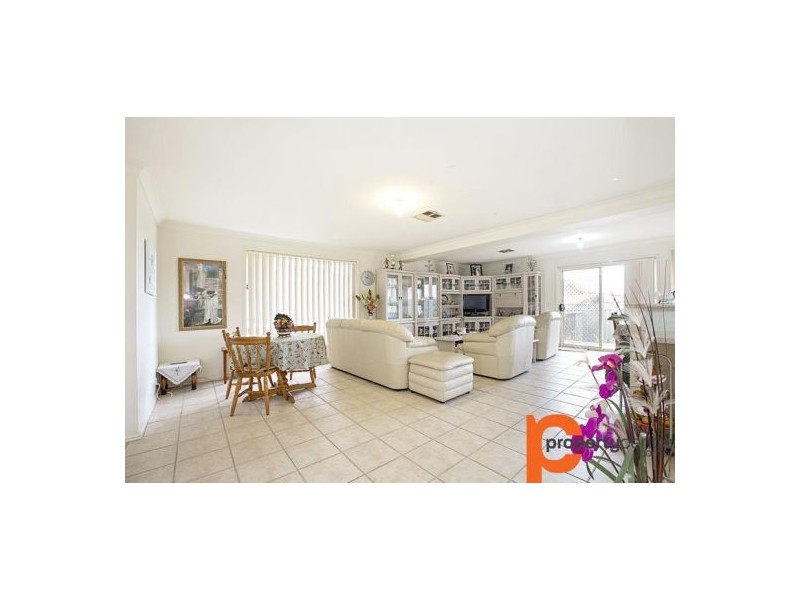 5 Tuscany Grove, South Penrith NSW 2750