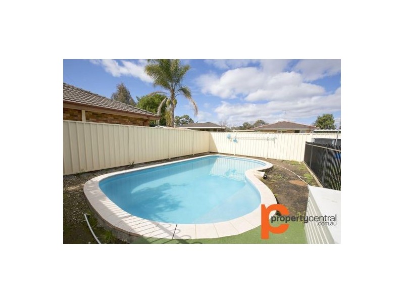 2 Kana Close, Cranebrook NSW 2749