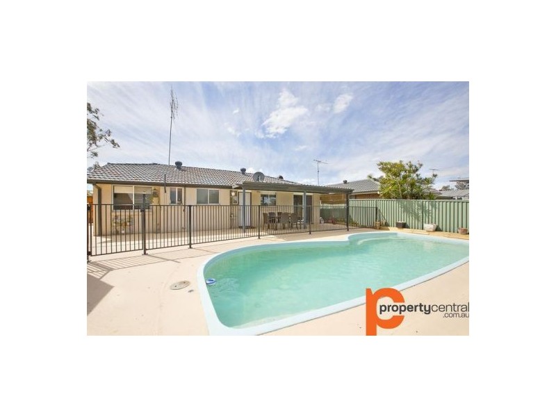 10 Dulhunty Court, Cranebrook NSW 2749