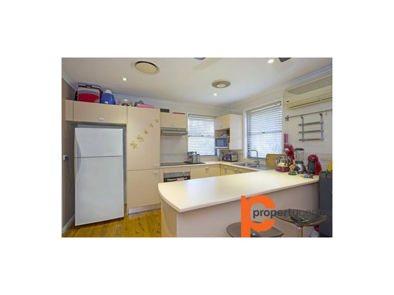 5 Scenic Circuit, Cranebrook NSW 2749