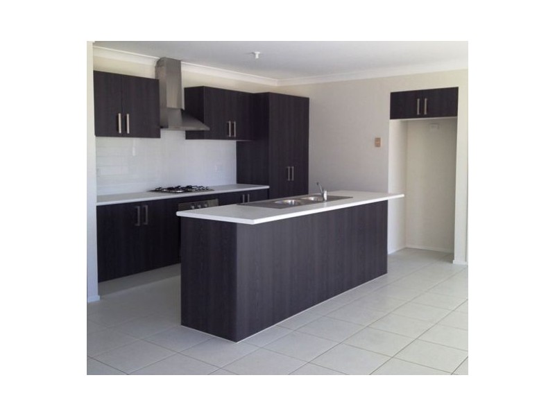 7 Cherrywood Street, Claremont Meadows NSW 2747