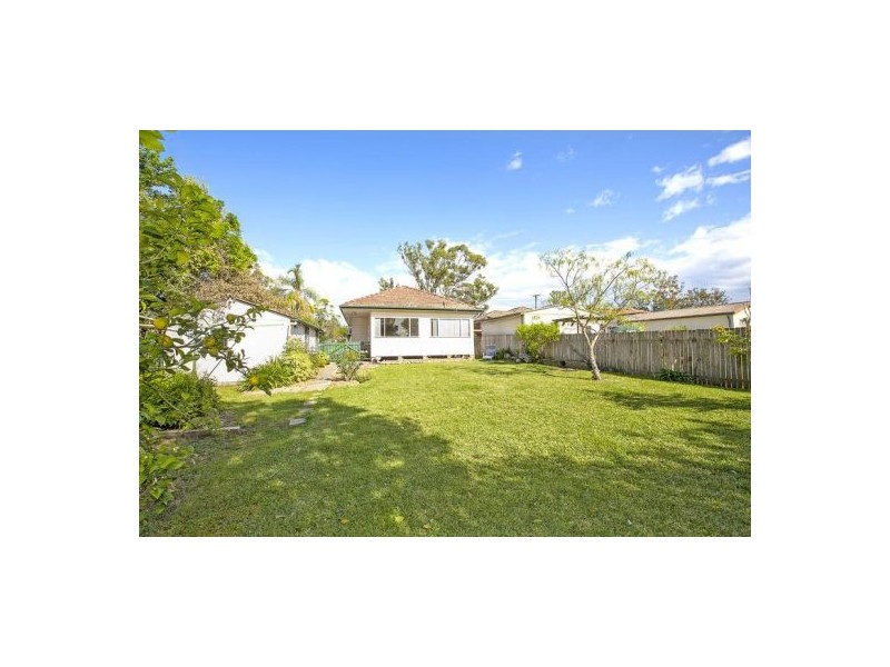 8. Lincoln Drive, Cambridge Park NSW 2747