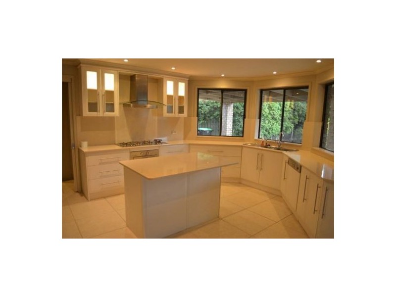 5 Guru Place, Glenmore Park NSW 2745