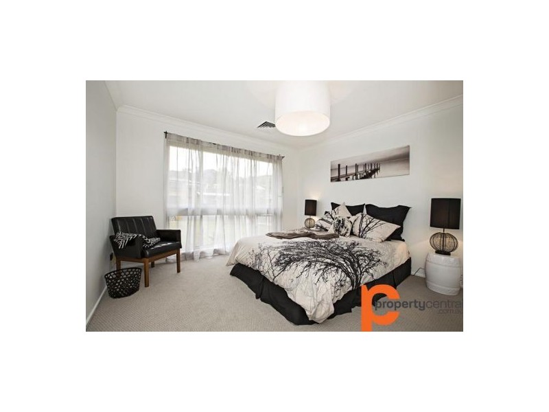 8 Koloona Drive, Emu Plains NSW 2750