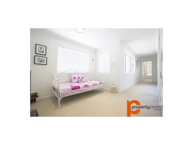 15 Fulmar Way, Cranebrook NSW 2749