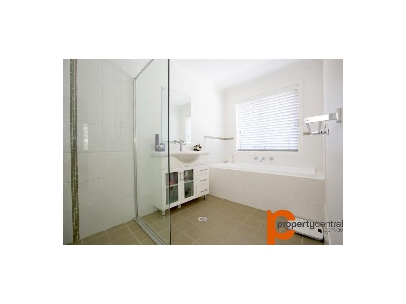 15 Fulmar Way, Cranebrook NSW 2749