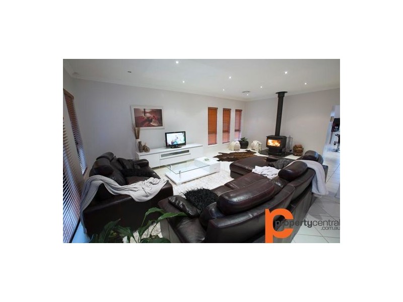 48 Dulhunty Court, Cranebrook NSW 2749