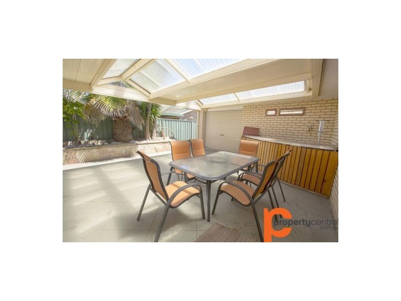 10 Woburn Place, Glenmore Park NSW 2745