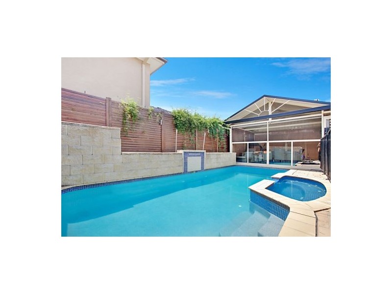 39 Waterford Way, Glenmore Park NSW 2745