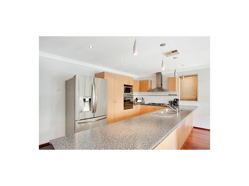 39 Waterford Way, Glenmore Park NSW 2745