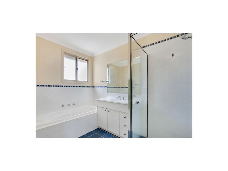 39 Waterford Way, Glenmore Park NSW 2745