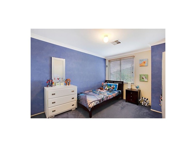 39 Waterford Way, Glenmore Park NSW 2745