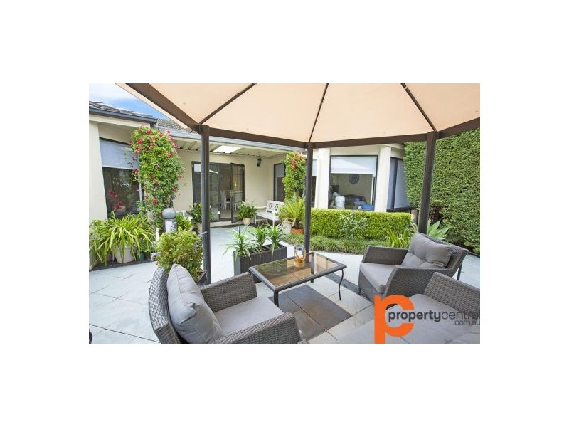 16. St Andrews Drive, Glenmore Park NSW 2745