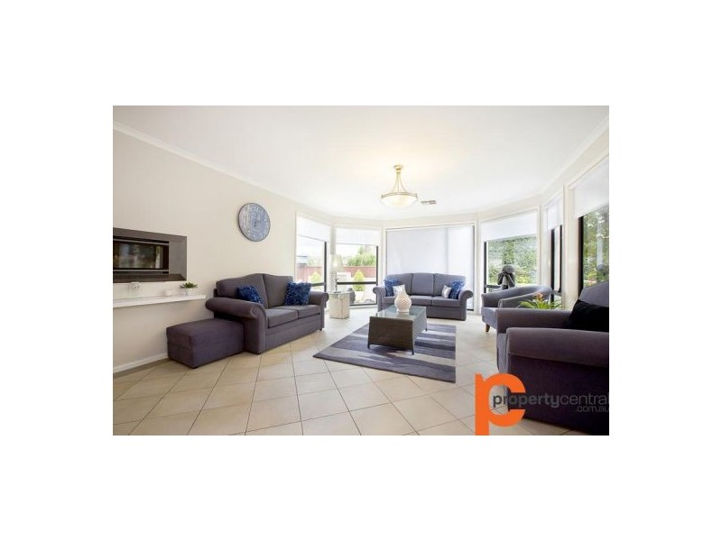 16. St Andrews Drive, Glenmore Park NSW 2745