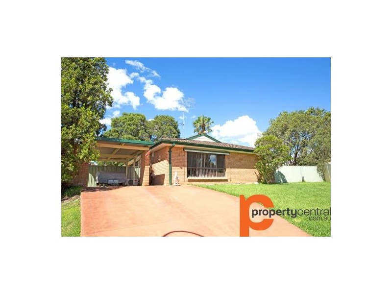 6 Titania Place, Cranebrook NSW 2749