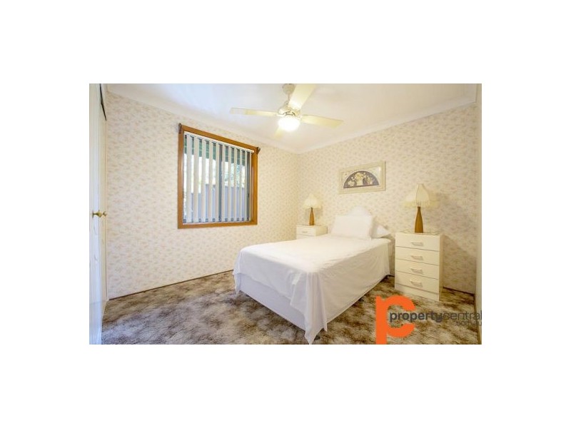 6 Gosling Street, Emu Heights NSW 2750