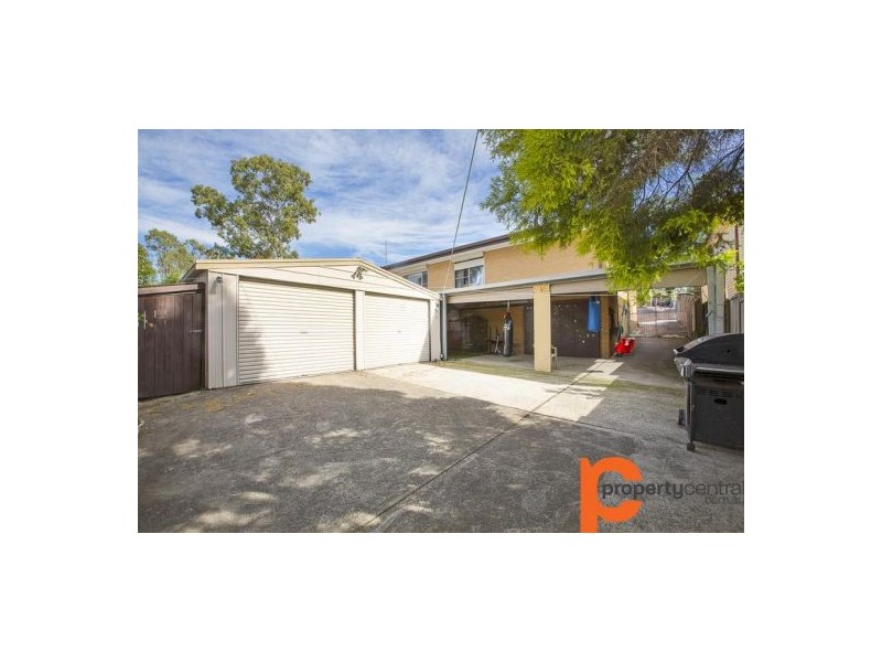 18 Balmoral Drive, Cambridge Park NSW 2747