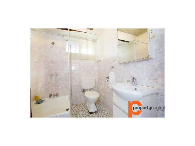 2/17 Hemmings Street, Penrith NSW 2750