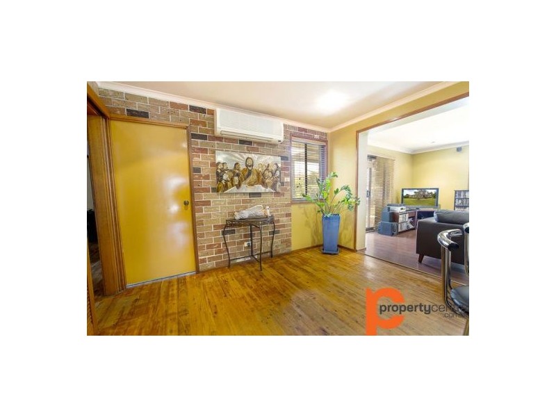 4 Snowden Street, Jamisontown NSW 2750