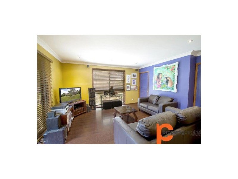 4 Snowden Street, Jamisontown NSW 2750