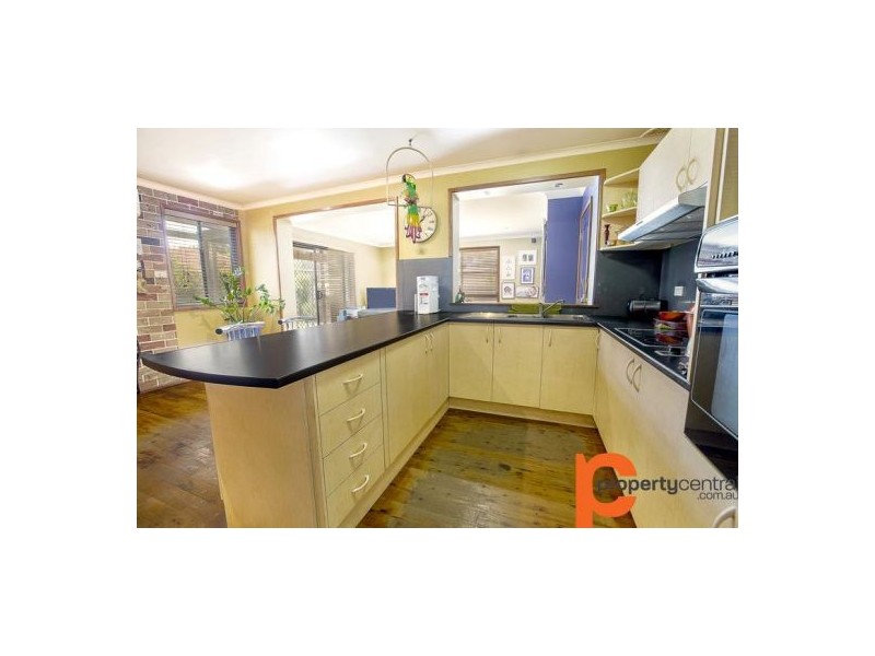 4 Snowden Street, Jamisontown NSW 2750
