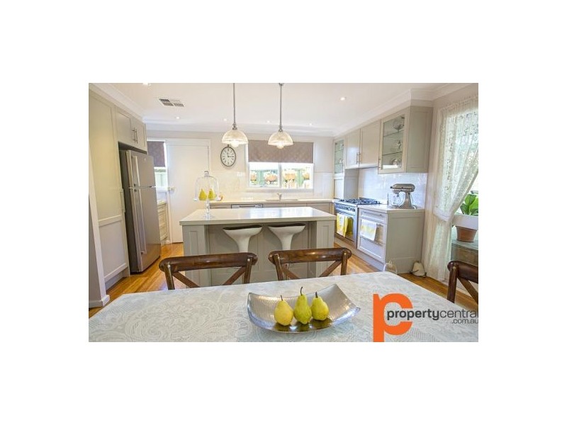 4 Westmont Drive, South Penrith NSW 2750