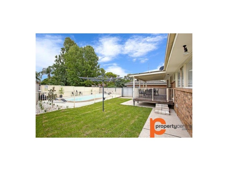 23 Mosely Avenue, South Penrith NSW 2750