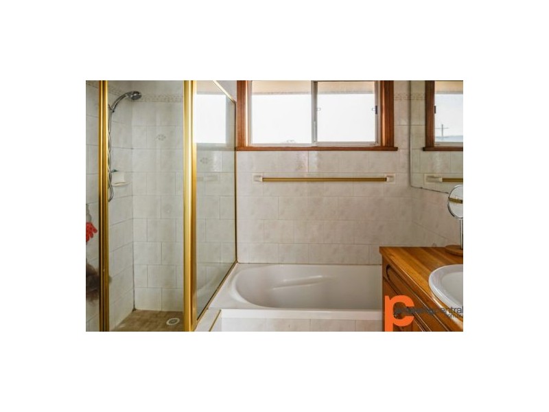 13 Government House Drive, Emu Plains NSW 2750