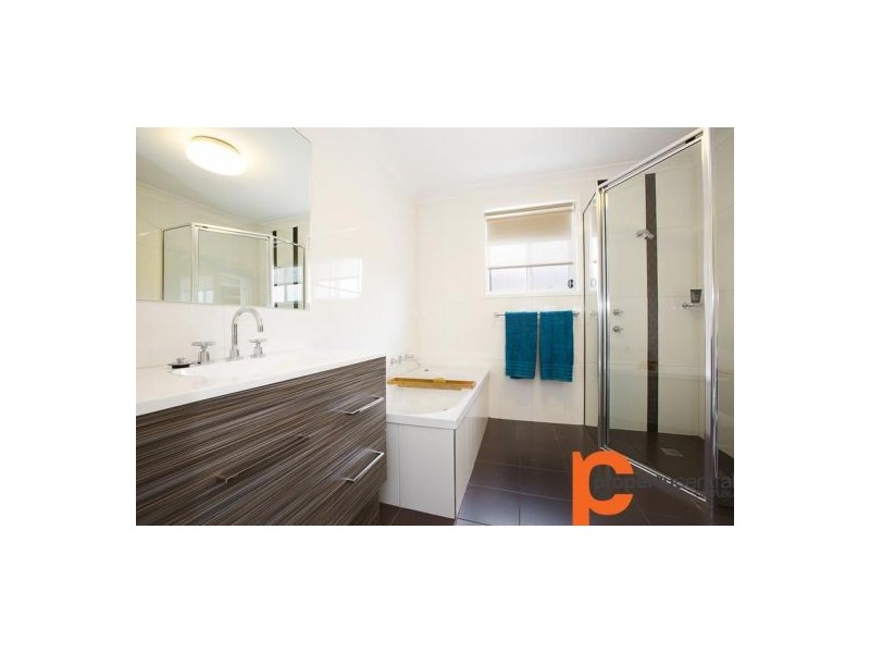 158 Ridgetop Drive, Glenmore Park NSW 2745