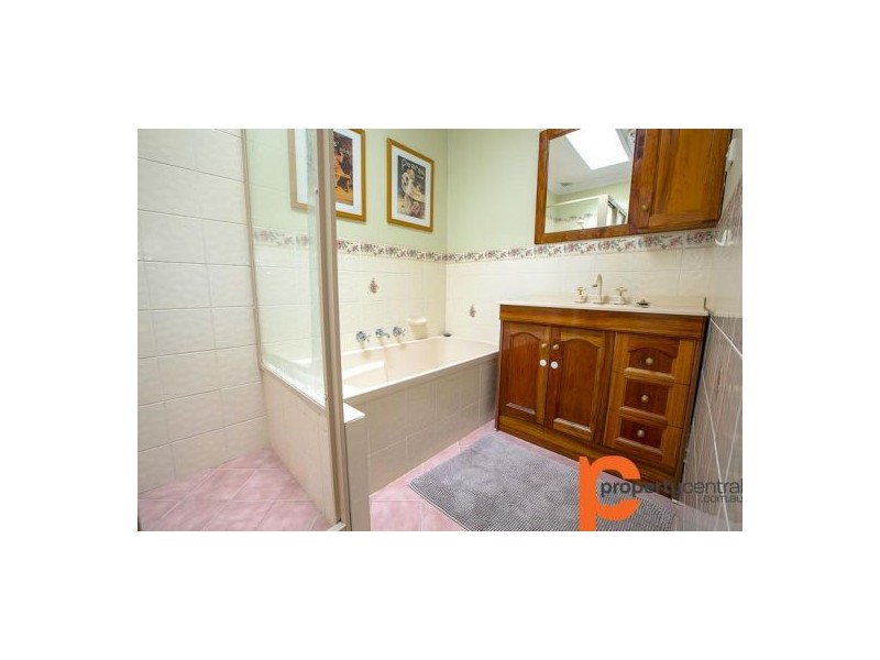 29 Grazier Crescent, Werrington Downs NSW 2747