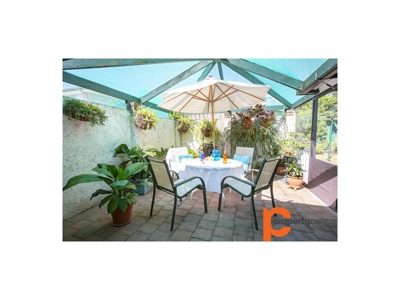 4 Westmont Drive, South Penrith NSW 2750