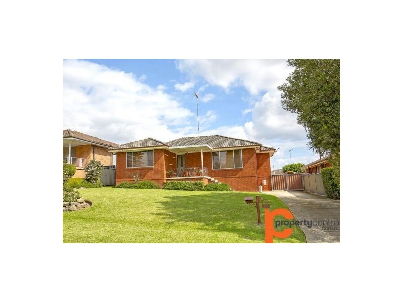 15 Sheba Crescent, South Penrith NSW 2750