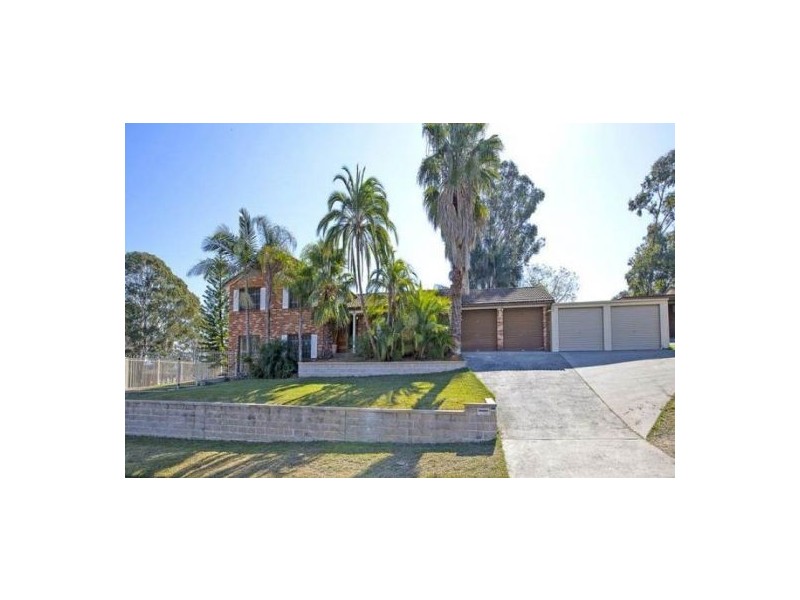 27 Seaton Crescent, Cranebrook NSW 2749